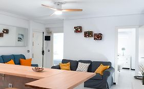 Riverside Apartment In Triana